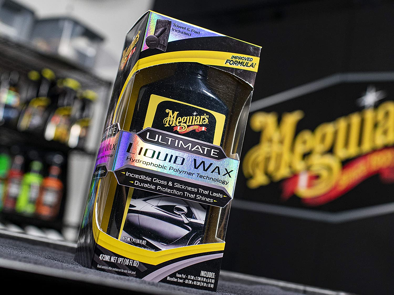 Meguiar's Ultimate Liquid Wax, Durable Protection that Shines, Towel and Pad Included - 16 Oz Bottle